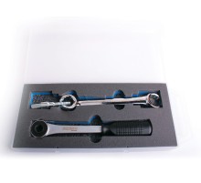 Ступенчатый радиаторный ключ и открытый накидной ключ