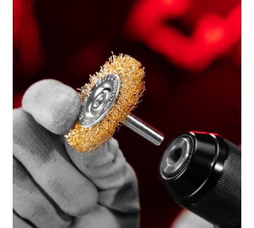 Щетка для дрели, 50 мм, плоская со шпилькой, латунированная витая проволока Matrix