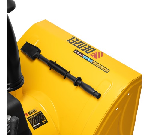 Бензиновая снегоуборочная машина SBM 610DT PRO, 212cc, гусеницы, эл.старт, блок. дифф. Denzel Бензиновая снегоуборочная машина SBM 610DT PRO, 212cc, гусеницы, эл.старт, блок. дифф. Denzel