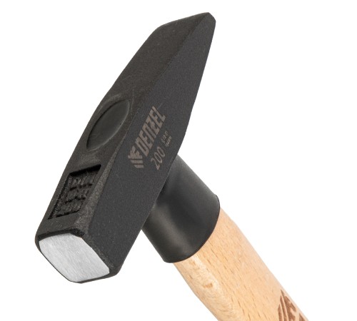 Молоток слесарный, 200 г, кованый квадратный боек, буковая рукоятка Denzel