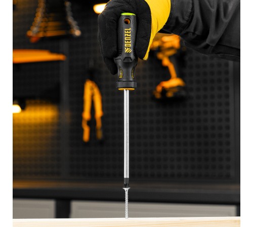 Отвертка, PZ3x150 мм, S2, 3к рукоятка Denzel