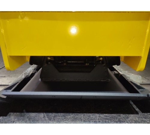 Виброплита реверсивная TOR C-330A(P) 300 кг, 38кН дизельная