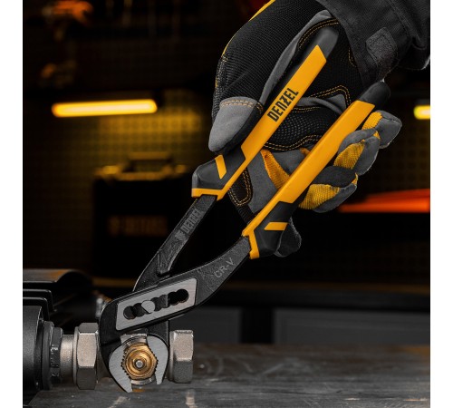 Набор инструментов, 1/2", 1/4", CrV, S2, пластиковый кейс, 84 предмета Denzel