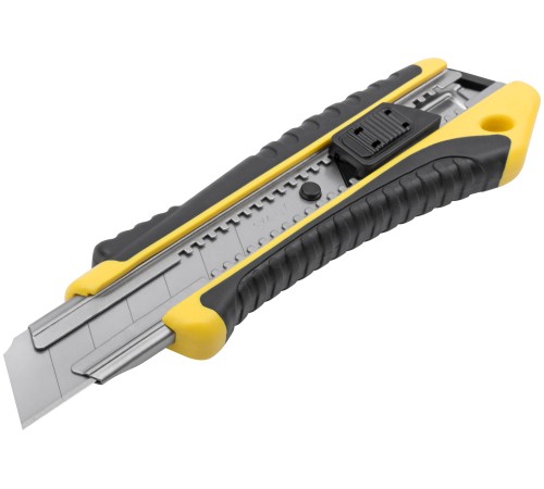 Нож технический 25 мм усиленный прорезиненный, кассета 3 лезвия FIT IT Нож технический 25 мм усиленный прорезиненный, кассета 3 лезвия FIT IT