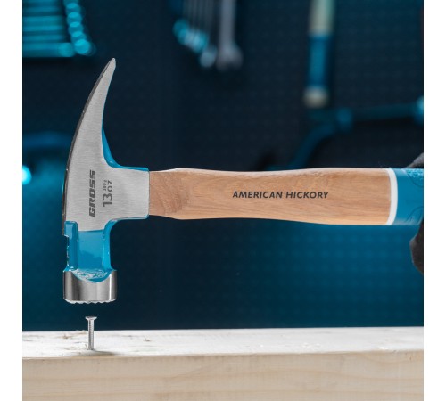 Молоток-гвоздодер, 380 г, угол 75, магнит, обрезиненная рукоятка AMERICAN HICKORY GROSS Молоток-гвоздодер, 380 г, угол 75, магнит, обрезиненная рукоятка AMERICAN HICKORY GROSS