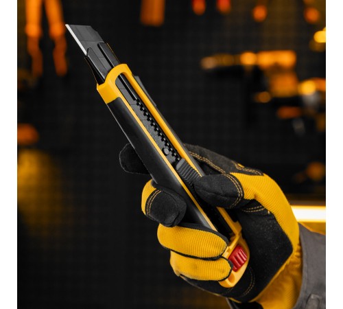 Нож, 25 мм, сменное лезвие, SK4, корпус из ABS + TPR, торцевой зажим Denzel