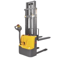 Штабелер самоходный 1,5 т 3,0 м XILIN CDD15R-E 24/125 В/Ач