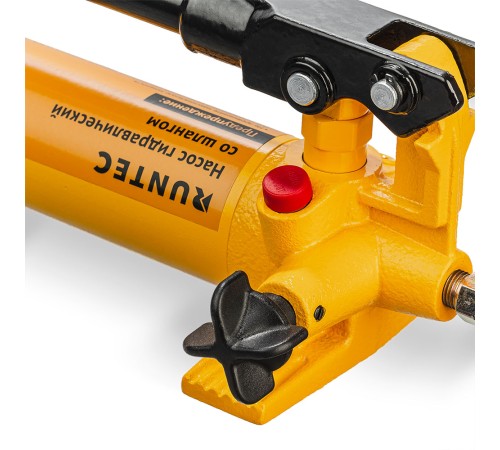 RUNTEC RT-HP04 Насос гидравлический 4 т со шлангом RUNTEC RT-HP04 Насос гидравлический 4 т со шлангом