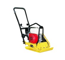 Виброплита TOR C-60(R) 60 кг, 10,5кН (Honda) коврик, колесный комплект