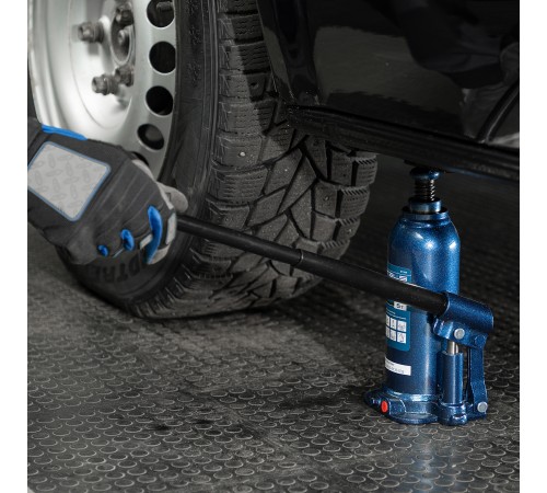 Домкрат гидравлический бутылочный, 5 т, h подъема 207-404 мм, в пластиковом кейсе Stels