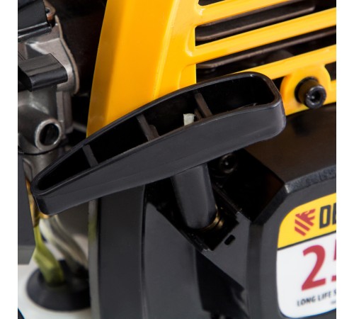 Триммер бензиновый DR-25, 25 см3, неразъемная штанга, состоит из 2 частей Denzel