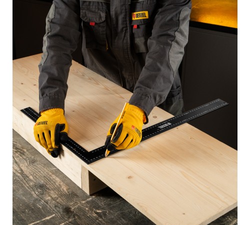 Угольник, 400 х 600 мм, алюминиевый, лазерная гравировка Denzel