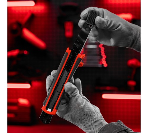 Лезвия, 25 мм, сталь SK5, black, 10 шт Matrix