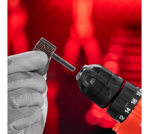 Круг лепестковый для дрели, 20 х 20 х 6 мм, P 80 Matrix