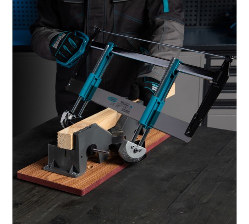 Стусло прецизионное, двухплоскостное, пила 600 мм, две прижимные струбцины, ограничительный упор Gross