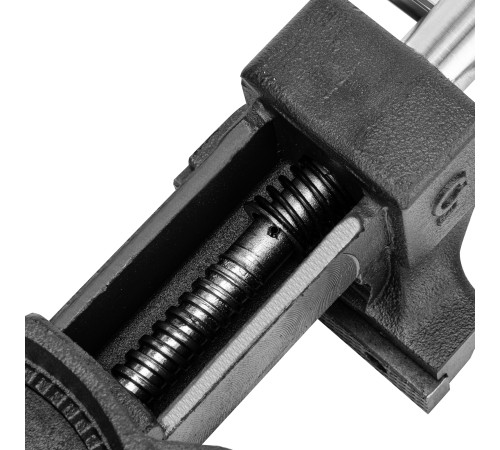 Тиски слесарные BVH-125, 125 мм, поворотные, стальная направляющая, с наковальней //Denzel