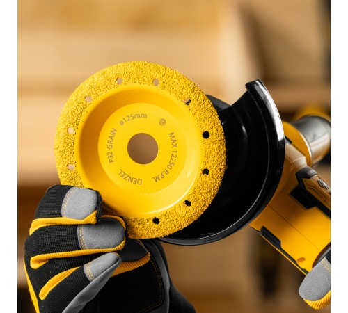 Чашка твердосплавная зачистная,125 мм, Наклонная, мелкое зерно #32// Denzel