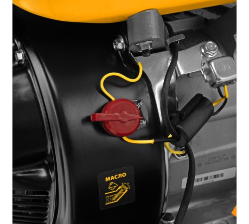 Бензиновая снегоуборочная машина SBM 610, 212 cc, ручной старт, фара Denzel Бензиновая снегоуборочная машина SBM 610, 212 cc, ручной старт, фара Denzel