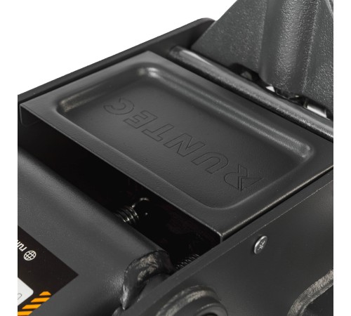 RUNTEC RT-PJ3 Домкрат подкатной 3 т, 130 - 462 мм, усиленный RUNTEC RT-PJ3 Домкрат подкатной 3 т, 130 - 462 мм, усиленный