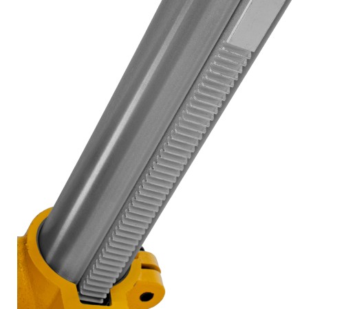 Станок сверлильный радиальный DDM-550R, 550 Вт, 16 мм, 12 ск., настольный Denzel