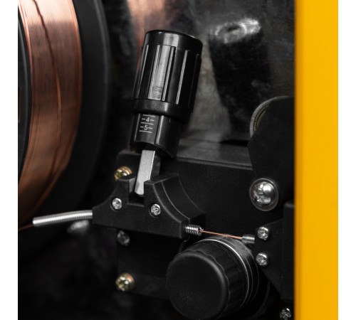 Омедненная проволока ER70S-6, диам. 1 мм, 5 кг, диам. катушки D200 Denzel