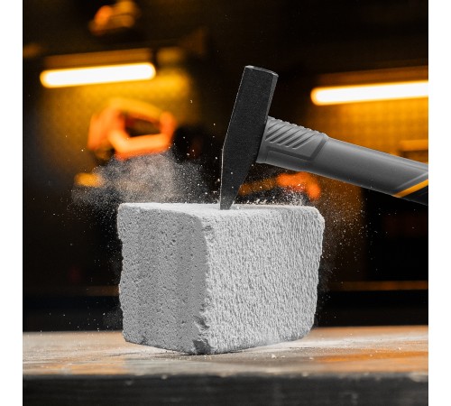 Молоток слесарный, 300 г, кованый, фибергласовая рукоятка c TPR покрытием Denzel