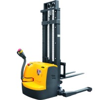 Штабелер самоходный 1,5 т 5,6 м XILIN CTDR15-III Li-ion раздвижные вилы и опоры 24/150 В/Ач