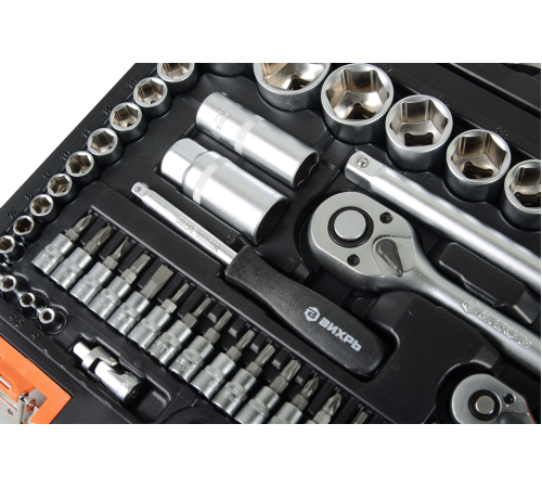 Набор инструментов, 1/2" , 1/4" , CrV, пластиковый кейс 82 предмета Вихрь