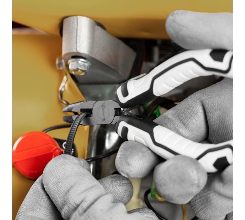 Длинногубцы Mini, 125 мм, изогнутые, авторазжим, Pro Matrix