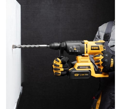 Бур по бетону, двойная спираль, три пылеотводящие кромки, 14 x 260 мм DENZEL