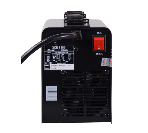 Сварочный аппарат инверторный Ресанта САИ 250 в кейсе Сварочный аппарат инверторный Ресанта САИ 250 в кейсе