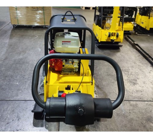 Виброплита реверсивная гидравлическая 
TOR CY-350 (Honda)