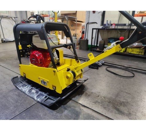 Виброплита реверсивная гидравлическая 
TOR CY-350 (Honda)