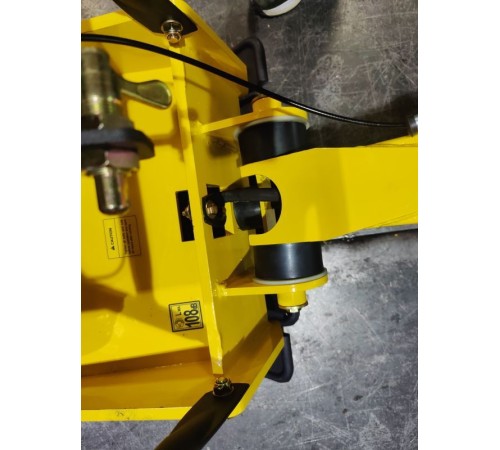 Виброплита реверсивная гидравлическая 
TOR CY-350 (Honda)