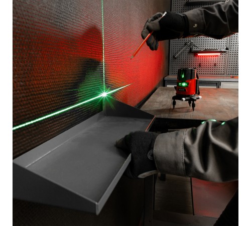 Лазерный уровень CRX-30G, 30 м, зеленый луч, батарейки, резьба 5/8