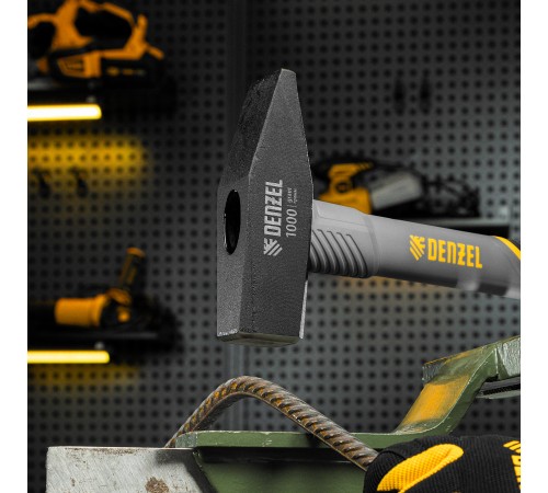 Молоток слесарный, 1000 г, кованый, фибергласовая рукоятка c TPR покрытием Denzel