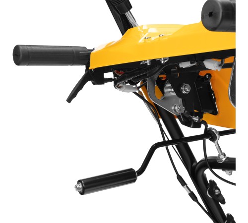 Бензиновая снегоуборочная машина SBM 610DT PRO, 212cc, гусеницы, эл.старт, блок. дифф. Denzel Бензиновая снегоуборочная машина SBM 610DT PRO, 212cc, гусеницы, эл.старт, блок. дифф. Denzel