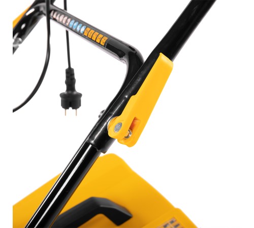 Газонокосилка электрическая GM-2000, 2000 Вт, ширина 43 см, 6 уровней, травосборник 45 л. Denzel