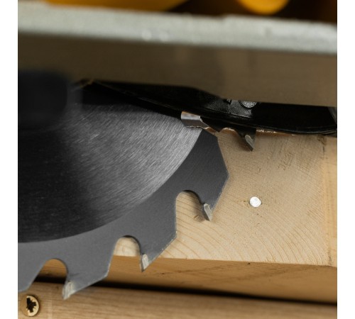 Пильный диск по дереву с гвоздями, ф185 х 20 мм, 24 зубов Denzel