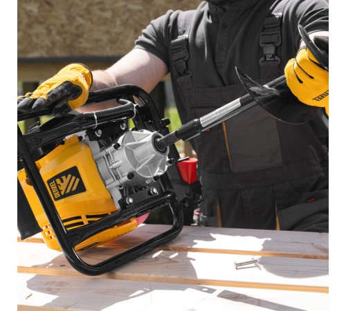 Мотобур DX-52, объём двигателя 52 см3, соединение 20 мм, без шнека Denzel