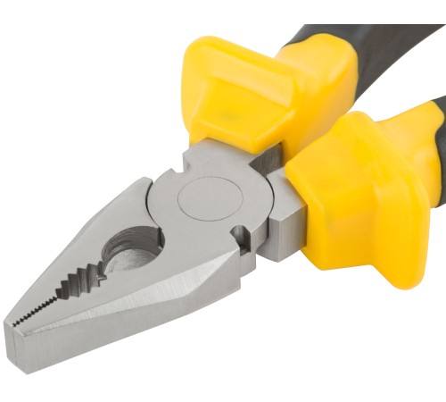 Плоскогубцы комбинированные "Старт" черно-желтые прорезиненные ручки, хром-никелевое покрытие 165 мм FIT IT Плоскогубцы комбинированные "Старт" черно-желтые прорезиненные ручки, хром-никелевое покрытие 165 мм FIT IT