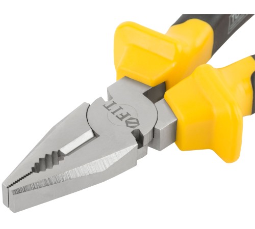 Плоскогубцы комбинированные "Старт" черно-желтые прорезиненные ручки, хром-никелевое покрытие 180 мм FIT IT Плоскогубцы комбинированные "Старт" черно-желтые прорезиненные ручки, хром-никелевое покрытие 180 мм FIT IT