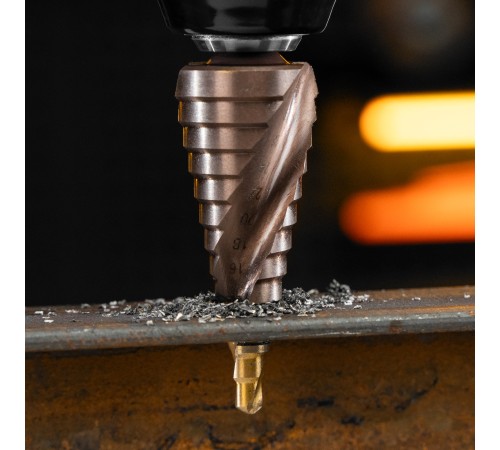 Сверло ступенчатое, 6-8-10-12-14-16-18-20-22-24-26-28-30мм, Р6М5К5, 6-гр. хвостовик Denzel