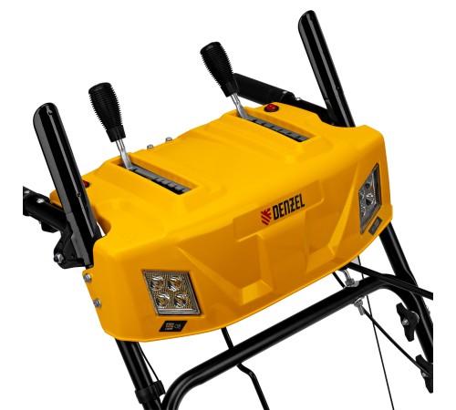 Бензиновая снегоуборочная машина SBM 610S PRO, 212 cc, электростартер, фара, обогрев Denzel Бензиновая снегоуборочная машина SBM 610S PRO, 212 cc, электростартер, фара, обогрев Denzel