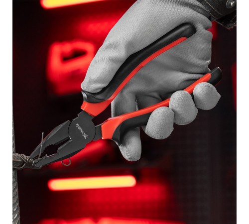 Плоскогубцы комбинированные Black Nickel, 200 мм, двухкомпонентные рукоятки Matrix Плоскогубцы комбинированные Black Nickel, 200 мм, двухкомпонентные рукоятки Matrix