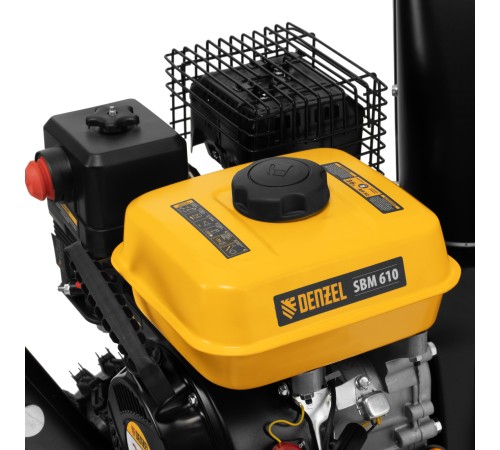 Бензиновая снегоуборочная машина SBM 610, 212 cc, ручной старт, фара Denzel Бензиновая снегоуборочная машина SBM 610, 212 cc, ручной старт, фара Denzel