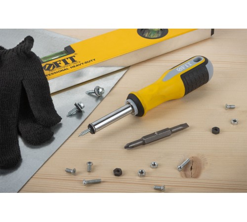 Отвертка с переставным жалом "Старт", CrV сталь, 6-в-1, стежень 115 мм, прорезиненная ручка FIT IT