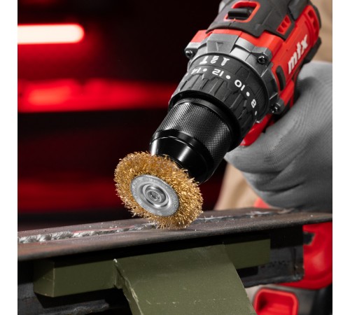 Щетка для дрели, 50 мм, плоская со шпилькой, латунированная витая проволока Matrix