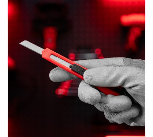 Нож, 9 мм, выдвижное лезвие Matrix