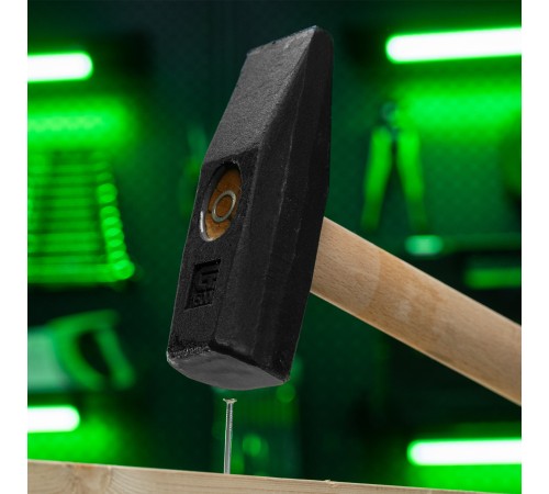 Молоток слесарный 1500 г, квадратный боек, деревянная рукоятка Сибртех